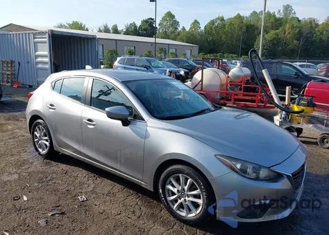 2015 Mazda Mazda3 I Grand Touring z USA, uszkodzony, nr VIN JM1BM1M76F1235080